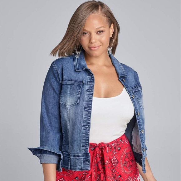 VENUS Jackets & Blazers - NWOT Jean Jacket